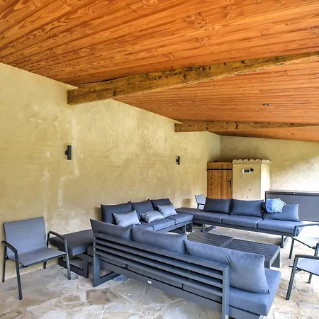 Holiday home Les Hauts De Chaunac - Dar Diaf *